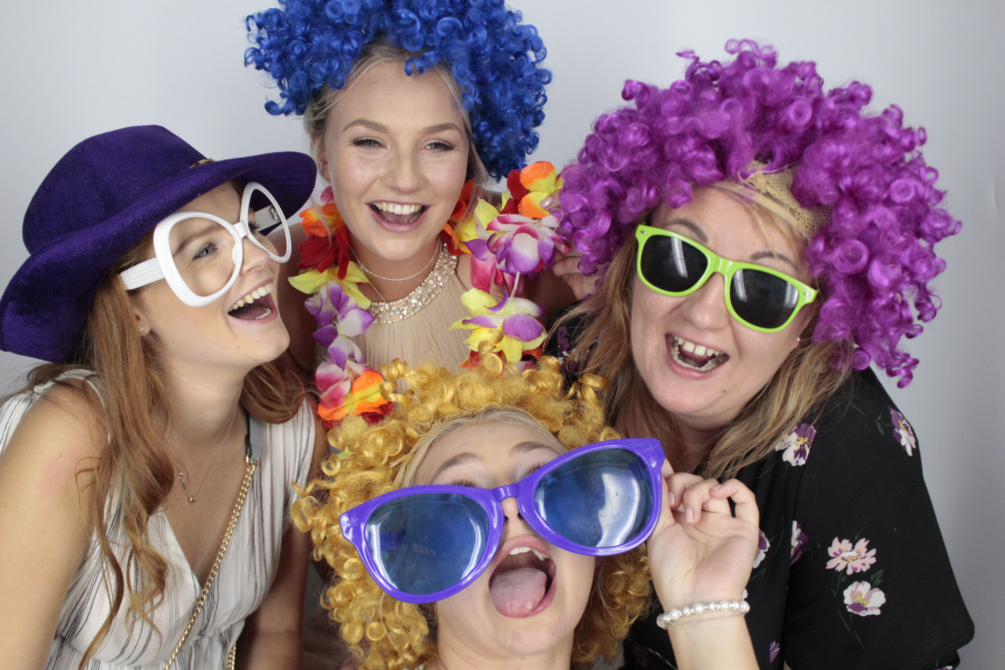 Chloe & Sam's Wedding | View more photos from the event at gallery.myphotoboothexperience.co.uk/u/MyPhotoBoothExperienceLtd/Chloe-Sams-Wedding